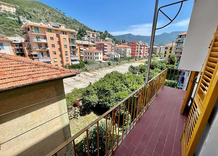 Big Wave - Levanto, 5 Terre